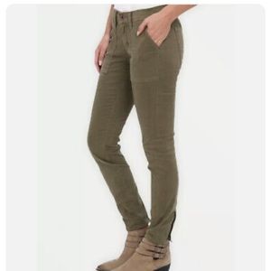 Lucky Brand olive jeans with ankle zip